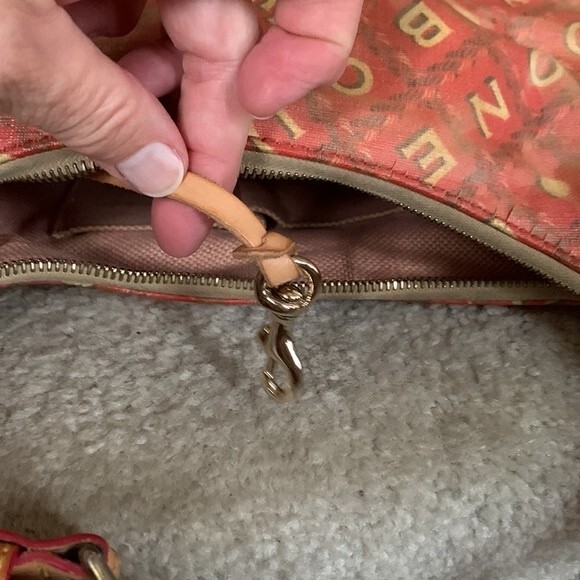 Dooney & Bourke Red Tan Coated Fabric Tan Leather Signature Print Shoulder Bag - Picture 10 of 15